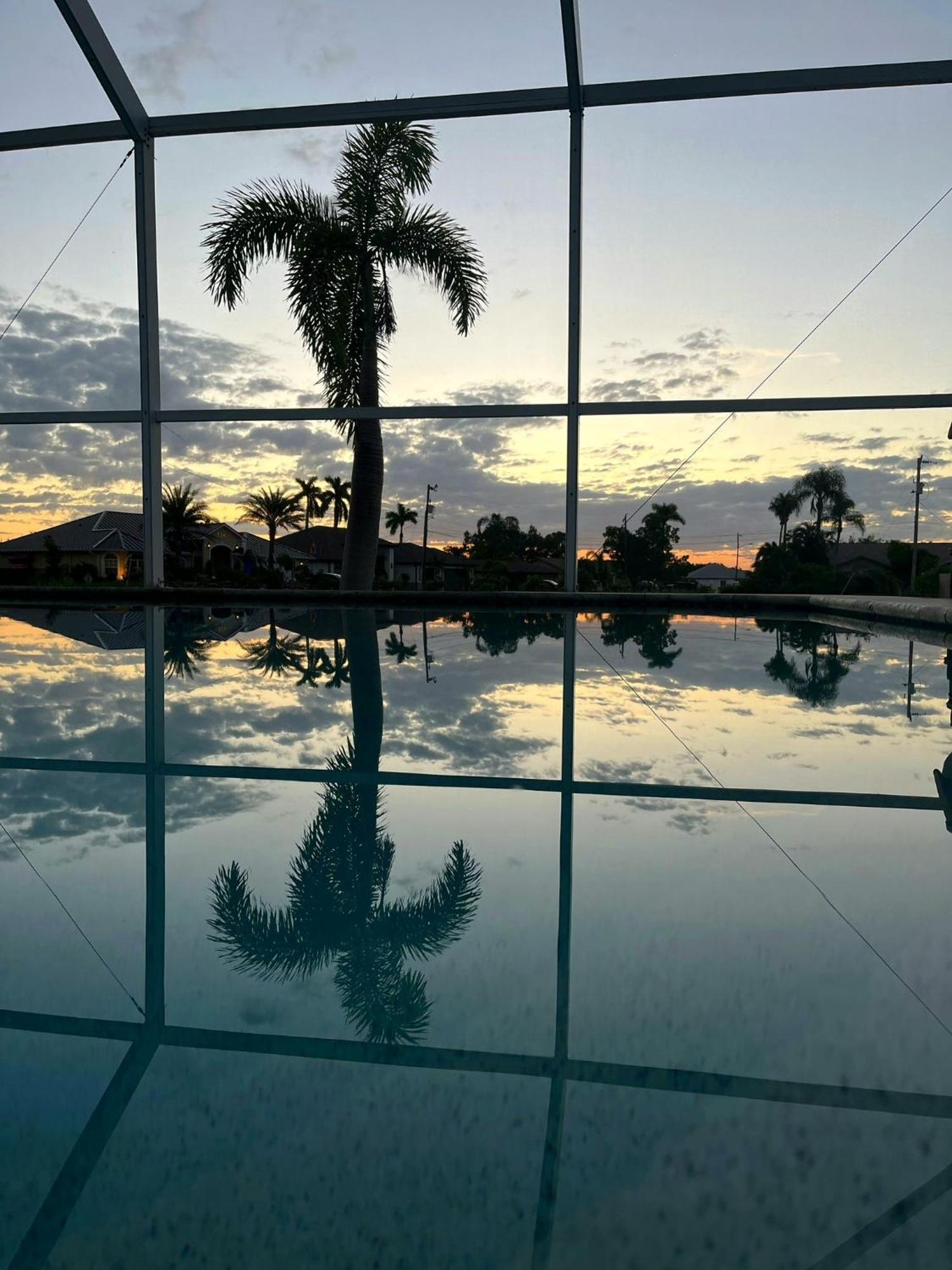 Villa Tortuga - Place To Relax เคปคอรัล ภายนอก รูปภาพ